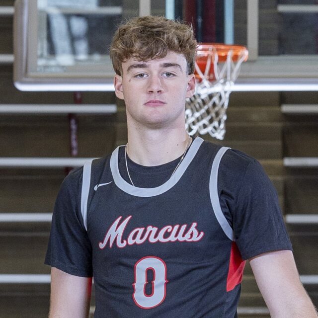 https://marcusboysbasketball.com/wp-content/uploads/2025/01/Everette-002-640x640.jpg